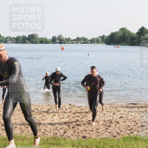 21.06.2025 - 27. Vierlanden-Triathlon MichiJ http://msf.ph/oto/7975167 15.06.2026 08:41:08 Schwimmen 22, 99, 109, 114, 129, 138, 147, 176 meine-sportfotos.de