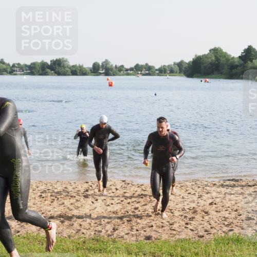 21.06.2025 - 27. Vierlanden-Triathlon MichiJ http://msf.ph/oto/7975170 15.06.2026 08:41:08 Schwimmen 22, 99, 109, 114, 129, 138, 147, 176 meine-sportfotos.de