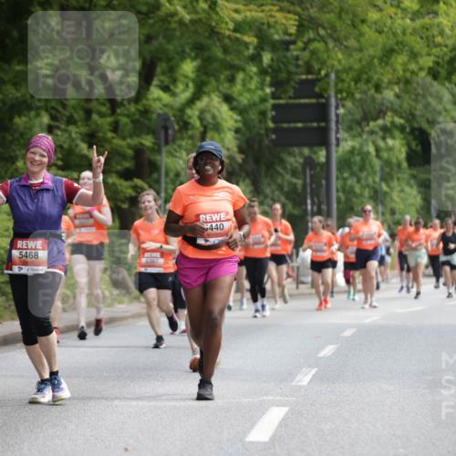 15.06.2025 - REWE Women's Run Jannik Wohlers http://msf.ph/oto/7975181 15.06.2025 10:10:00 Laufen 5468, 5387, 440 meine-sportfotos.de