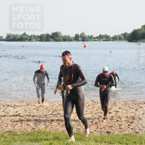21.06.2025 - 27. Vierlanden-Triathlon MichiJ http://msf.ph/oto/7975204 15.06.2026 08:41:10 Schwimmen 22, 99, 109, 111, 129, 138, 147, 176 meine-sportfotos.de