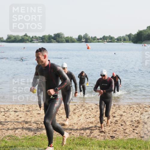 21.06.2025 - 27. Vierlanden-Triathlon MichiJ http://msf.ph/oto/7975218 15.06.2026 08:41:10 Schwimmen 22, 99, 109, 111, 129, 138, 147, 176 meine-sportfotos.de