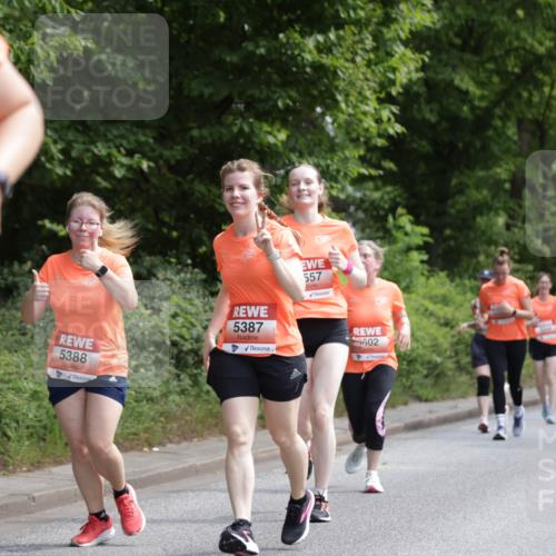 15.06.2025 - REWE Women's Run Jannik Wohlers http://msf.ph/oto/7975312 15.06.2025 10:10:08 Laufen 6, 5388, 5387, 557, 602, 1976 meine-sportfotos.de