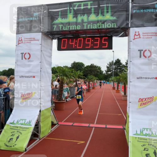 15.06.2025 - 7 Türme Triathlon Michael Strokosch http://msf.ph/oto/7975326 15.06.2025 14:09:35 Ziel 854 meine-sportfotos.de
