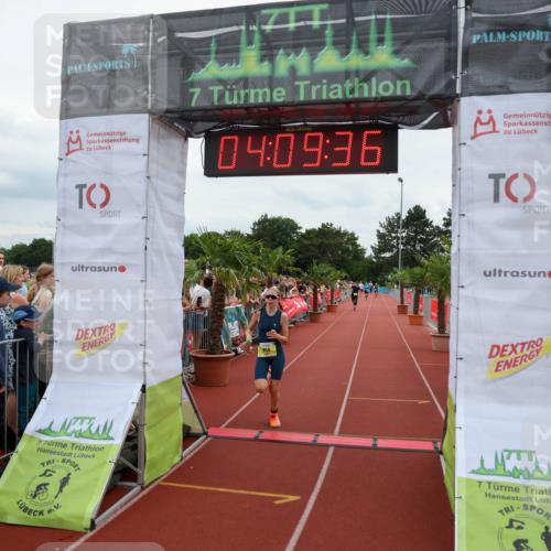 15.06.2025 - 7 Türme Triathlon Michael Strokosch http://msf.ph/oto/7975329 15.06.2025 14:09:35 Ziel 854 meine-sportfotos.de
