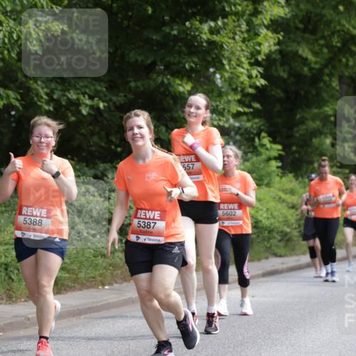 15.06.2025 - REWE Women's Run Jannik Wohlers http://msf.ph/oto/7975338 15.06.2025 10:10:08 Laufen 5388, 5387, 557, 5602 meine-sportfotos.de