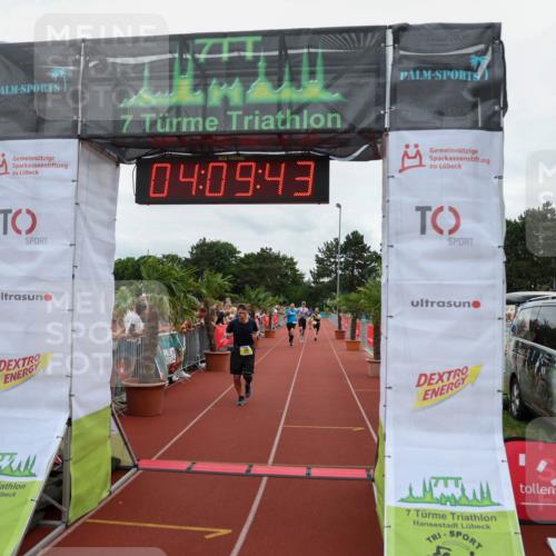 15.06.2025 - 7 Türme Triathlon Michael Strokosch http://msf.ph/oto/7975350 15.06.2025 14:09:43 Ziel 199, 459, 972, 1007 meine-sportfotos.de