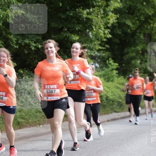 15.06.2025 - REWE Women's Run Jannik Wohlers http://msf.ph/oto/7975352 15.06.2025 10:10:08 Laufen 5388, 5387, 57, 5602 meine-sportfotos.de