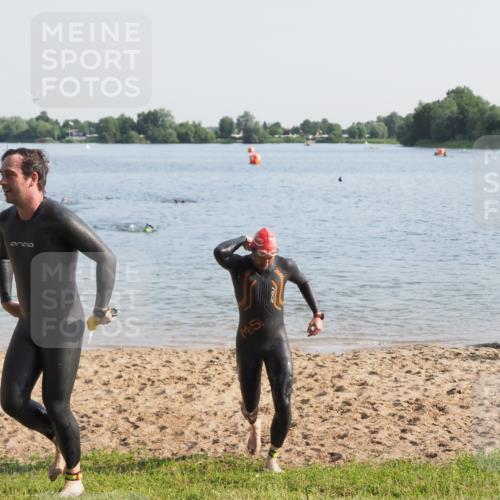 21.06.2025 - 27. Vierlanden-Triathlon MichiJ http://msf.ph/oto/7975379 15.06.2026 08:41:18 Schwimmen 22, 109, 111, 138, 176 meine-sportfotos.de