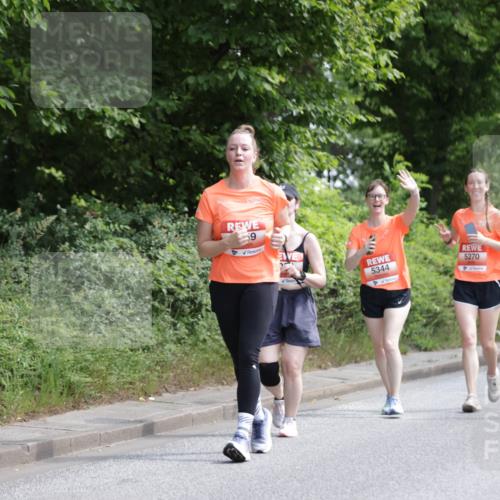 15.06.2025 - REWE Women's Run Jannik Wohlers http://msf.ph/oto/7975388 15.06.2025 10:10:12 Laufen 59, 5344, 5270, 5450 meine-sportfotos.de