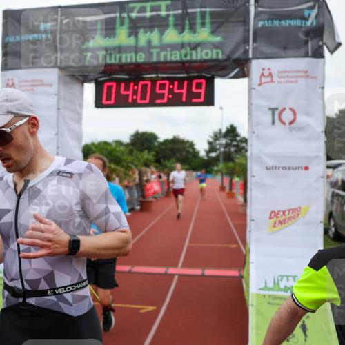 15.06.2025 - 7 Türme Triathlon Michael Strokosch http://msf.ph/oto/7975431 15.06.2025 14:09:49 Ziel 199, 459, 787, 972, 1007, 1082 meine-sportfotos.de