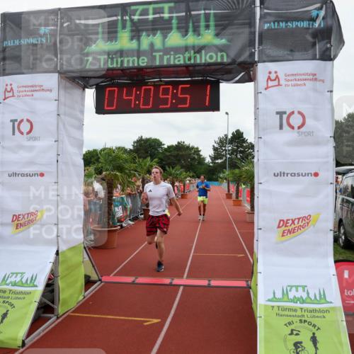 15.06.2025 - 7 Türme Triathlon Michael Strokosch http://msf.ph/oto/7975441 15.06.2025 14:09:50 Ziel 199, 459, 787, 972, 1007, 1082 meine-sportfotos.de
