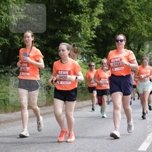 15.06.2025 - REWE Women's Run Jannik Wohlers http://msf.ph/oto/7975499 15.06.2025 10:10:16 Laufen 5344, 5270, 5450, 5265, 5553, 5146 meine-sportfotos.de