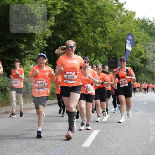 15.06.2025 - REWE Women's Run Jannik Wohlers http://msf.ph/oto/7975699 15.06.2025 10:10:22 Laufen 285, 5284, 5636, 5224, 5223, 50, 5668, 5690 meine-sportfotos.de