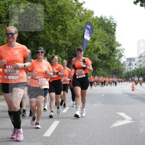 15.06.2025 - REWE Women's Run Jannik Wohlers http://msf.ph/oto/7975722 15.06.2025 10:10:23 Laufen 30, 01, 5690, 5668, 5636, 5224, 5223 meine-sportfotos.de