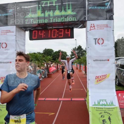 15.06.2025 - 7 Türme Triathlon Michael Strokosch http://msf.ph/oto/7975739 15.06.2025 14:10:34 Ziel 661, 990, 1154, 1184 meine-sportfotos.de