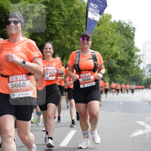 15.06.2025 - REWE Women's Run Jannik Wohlers http://msf.ph/oto/7975821 15.06.2025 10:10:24 Laufen 5517, 5668, 028, 07, 00, 5690 meine-sportfotos.de