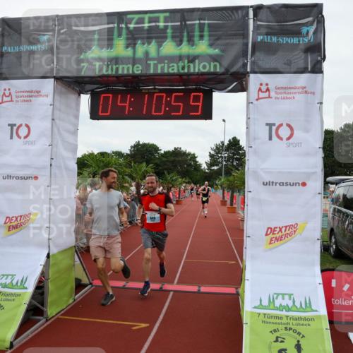 15.06.2025 - 7 Türme Triathlon Michael Strokosch http://msf.ph/oto/7975881 15.06.2025 14:10:59 Ziel 640, 944 meine-sportfotos.de