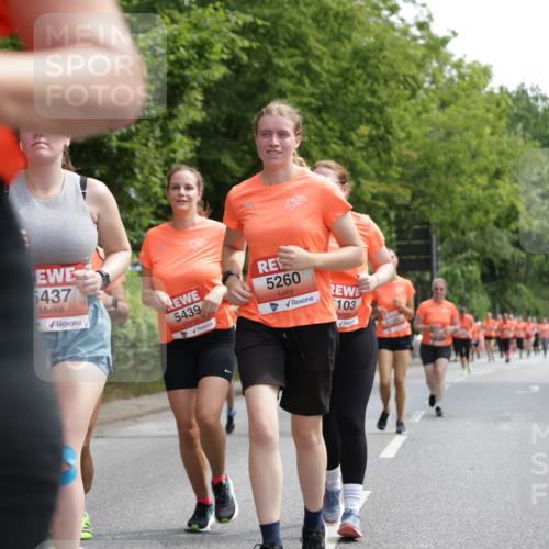 15.06.2025 - REWE Women's Run Jannik Wohlers http://msf.ph/oto/7975905 15.06.2025 10:10:26 Laufen 5437, 5439, 5260, 103, 5100 meine-sportfotos.de