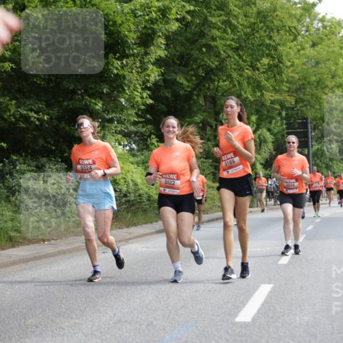 15.06.2025 - REWE Women's Run Jannik Wohlers http://msf.ph/oto/7975973 15.06.2025 10:10:29 Laufen 5324, 5189, 5522, 5666 meine-sportfotos.de