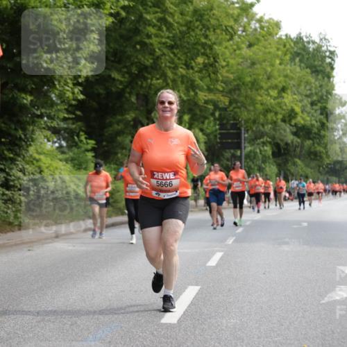 15.06.2025 - REWE Women's Run Jannik Wohlers http://msf.ph/oto/7976069 15.06.2025 10:10:32 Laufen 5189, 4262, 5666 meine-sportfotos.de