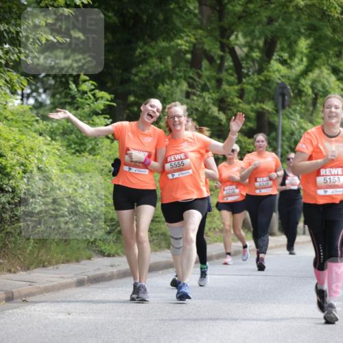 15.06.2025 - REWE Women's Run Jannik Wohlers http://msf.ph/oto/7976245 15.06.2025 10:10:44 Laufen 5101, 555, 5555, 5339, 5153, 5238, 5013, 56 meine-sportfotos.de