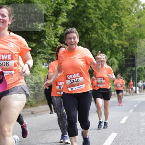 15.06.2025 - REWE Women's Run Jannik Wohlers http://msf.ph/oto/7976418 15.06.2025 10:10:53 Laufen 5506, 5340, 51, 5356 meine-sportfotos.de