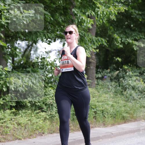 15.06.2025 - REWE Women's Run Jannik Wohlers http://msf.ph/oto/7976504 15.06.2025 10:10:58 Laufen 5618 meine-sportfotos.de