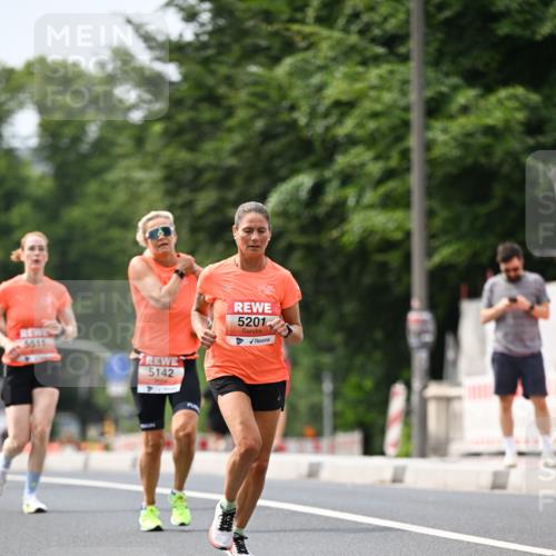 15.06.2025 - REWE Women's Run Dr. Thomas Lammeyer http://msf.ph/oto/7976530 15.06.2025 10:41:47 Laufen 5511, 5142, 5201 meine-sportfotos.de
