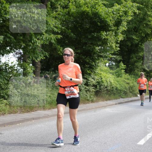 15.06.2025 - REWE Women's Run Jannik Wohlers http://msf.ph/oto/7976582 15.06.2025 10:11:31 Laufen 5496 meine-sportfotos.de