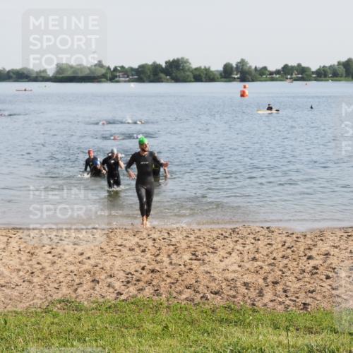 21.06.2025 - 27. Vierlanden-Triathlon MichiJ http://msf.ph/oto/7976615 15.06.2026 08:43:48 Schwimmen 32, 84, 113 meine-sportfotos.de