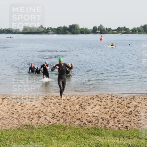 21.06.2025 - 27. Vierlanden-Triathlon MichiJ http://msf.ph/oto/7976629 15.06.2026 08:43:48 Schwimmen 32, 84, 113 meine-sportfotos.de