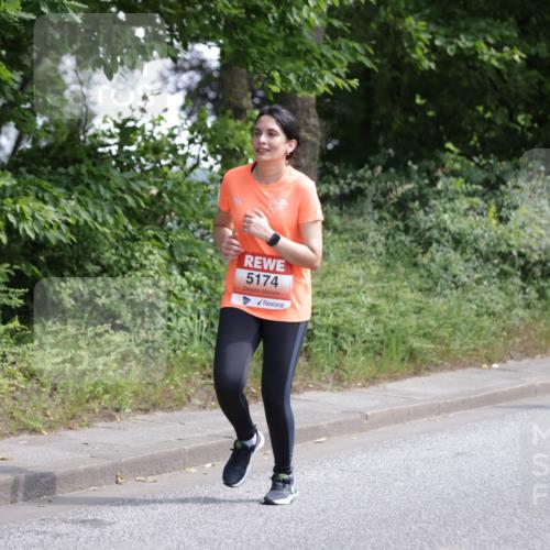15.06.2025 - REWE Women's Run Jannik Wohlers http://msf.ph/oto/7976687 15.06.2025 10:11:39 Laufen 5174 meine-sportfotos.de