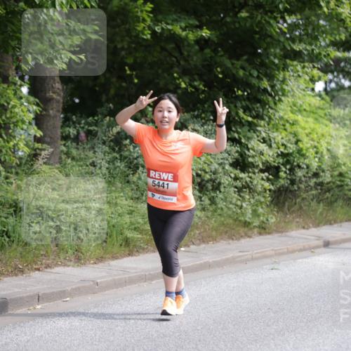 15.06.2025 - REWE Women's Run Jannik Wohlers http://msf.ph/oto/7976701 15.06.2025 10:11:41 Laufen 5441, 5050 meine-sportfotos.de