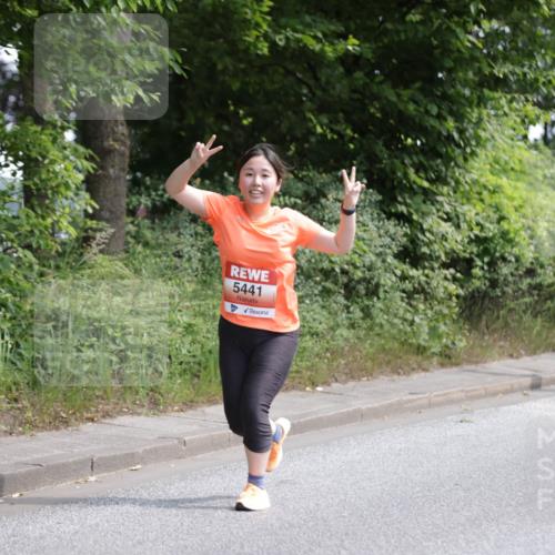 15.06.2025 - REWE Women's Run Jannik Wohlers http://msf.ph/oto/7976710 15.06.2025 10:11:41 Laufen 5441, 5050 meine-sportfotos.de