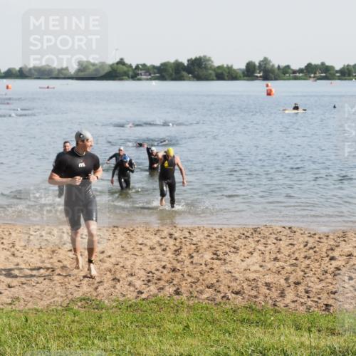 21.06.2025 - 27. Vierlanden-Triathlon MichiJ http://msf.ph/oto/7976732 15.06.2026 08:43:54 Schwimmen 23, 84, 113, 183 meine-sportfotos.de