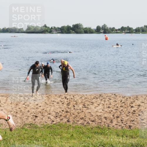 21.06.2025 - 27. Vierlanden-Triathlon MichiJ http://msf.ph/oto/7976769 15.06.2026 08:43:56 Schwimmen 23, 84, 113, 183 meine-sportfotos.de