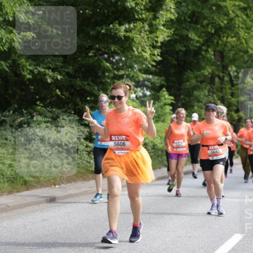 15.06.2025 - REWE Women's Run Jannik Wohlers http://msf.ph/oto/7976771 15.06.2025 10:11:44 Laufen 5606, 5126, 5357, 5360, 5642 meine-sportfotos.de