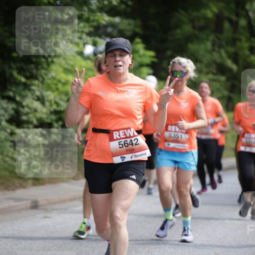 15.06.2025 - REWE Women's Run Jannik Wohlers http://msf.ph/oto/7976810 15.06.2025 10:11:45 Laufen 50, 5642, 5351, 5126 meine-sportfotos.de