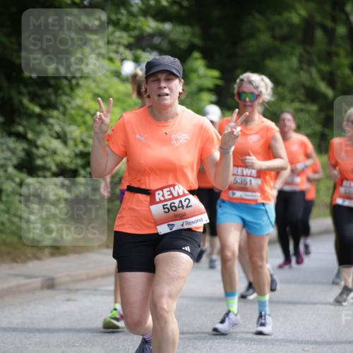 15.06.2025 - REWE Women's Run Jannik Wohlers http://msf.ph/oto/7976813 15.06.2025 10:11:45 Laufen 50, 5642, 5351, 726 meine-sportfotos.de