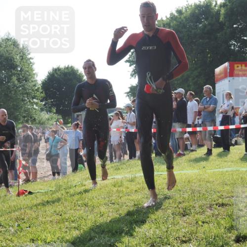 15.06.2025 - 27. Vierlanden-Triathlon KatJ http://msf.ph/oto/7976921 15.06.2025 08:35:02 Schwimmen 12, 43, 80, 149, 159, 186 meine-sportfotos.de
