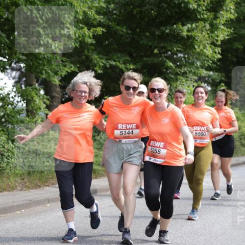 15.06.2025 - REWE Women's Run Jannik Wohlers http://msf.ph/oto/7976961 15.06.2025 10:11:50 Laufen 5144, 5358, 5560, 5109, 5479 meine-sportfotos.de