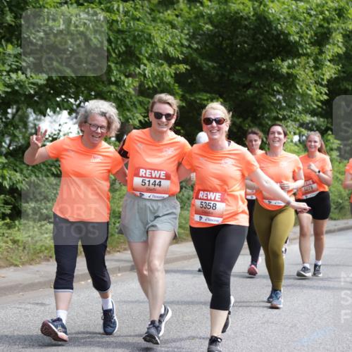 15.06.2025 - REWE Women's Run Jannik Wohlers http://msf.ph/oto/7977000 15.06.2025 10:11:50 Laufen 5144, 5358, 5278, 5479, 5109 meine-sportfotos.de