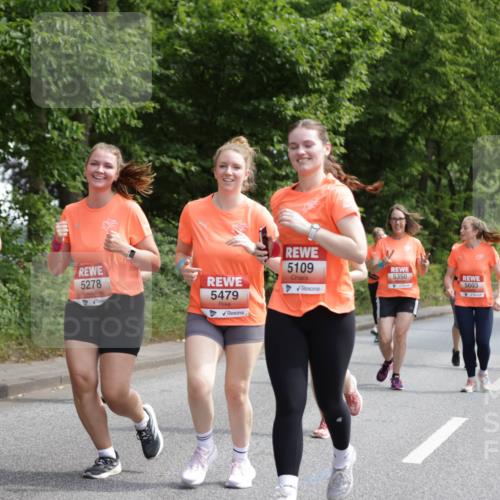 15.06.2025 - REWE Women's Run Jannik Wohlers http://msf.ph/oto/7977088 15.06.2025 10:11:53 Laufen 135, 5138, 5278, 5479, 5109, 5350, 5014, 5603, 4 meine-sportfotos.de