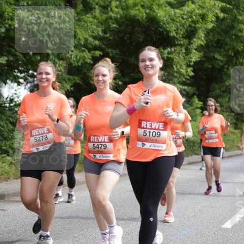 15.06.2025 - REWE Women's Run Jannik Wohlers http://msf.ph/oto/7977107 15.06.2025 10:11:53 Laufen 5138, 5278, 26, 5479, 5109, 5350, 6014, 25, 5603 meine-sportfotos.de