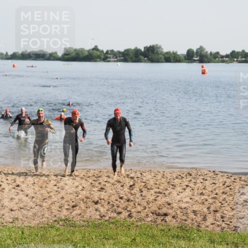 21.06.2025 - 27. Vierlanden-Triathlon MichiJ http://msf.ph/oto/7977441 15.06.2026 08:45:36 Schwimmen 104, 116, 145 meine-sportfotos.de