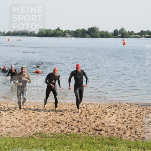 21.06.2025 - 27. Vierlanden-Triathlon MichiJ http://msf.ph/oto/7977449 15.06.2026 08:45:37 Schwimmen 104, 116, 125, 145 meine-sportfotos.de