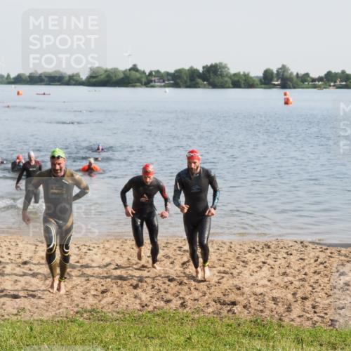 21.06.2025 - 27. Vierlanden-Triathlon MichiJ http://msf.ph/oto/7977465 15.06.2026 08:45:38 Schwimmen 104, 116, 125, 145 meine-sportfotos.de
