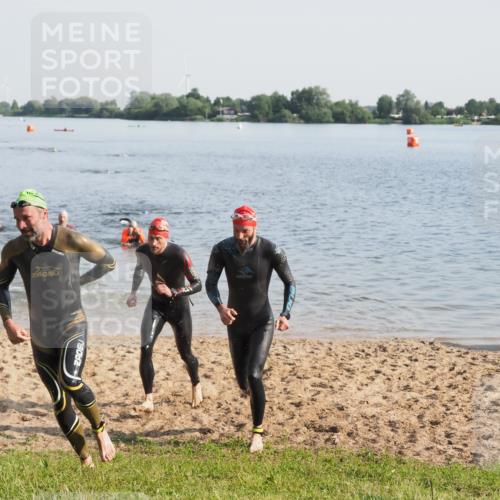 21.06.2025 - 27. Vierlanden-Triathlon MichiJ http://msf.ph/oto/7977479 15.06.2026 08:45:39 Schwimmen 104, 116, 125, 145 meine-sportfotos.de