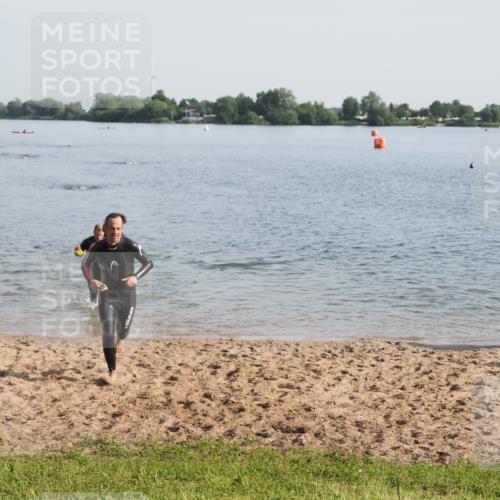 21.06.2025 - 27. Vierlanden-Triathlon MichiJ http://msf.ph/oto/7977726 15.06.2026 08:45:56 Schwimmen 13, 106, 134, 142, 150, 152 meine-sportfotos.de