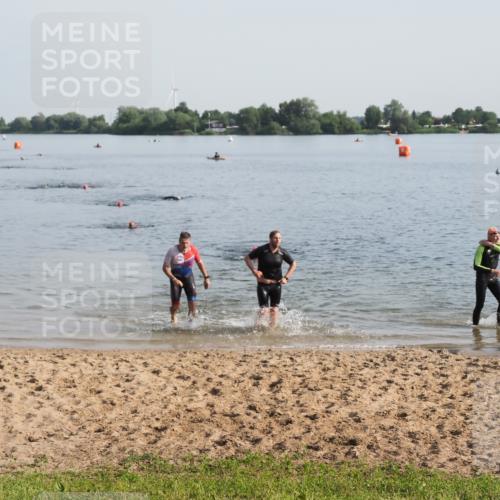 21.06.2025 - 27. Vierlanden-Triathlon MichiJ http://msf.ph/oto/7978032 15.06.2026 08:47:51 Schwimmen 34, 193 meine-sportfotos.de